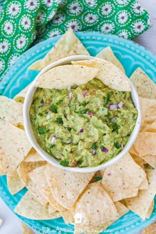 The Best Easy & Flavorful Guacamole Recipe2