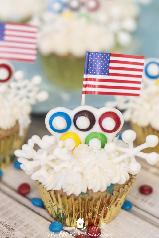 Winter Olympic Cupcakes with Candy Snowflakes The American Patriette