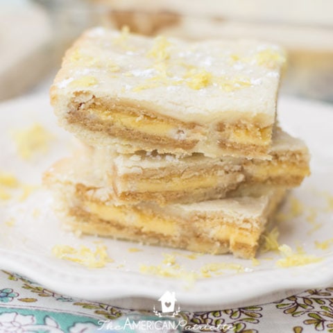 Tangy Lemon Oreo Fudge Bars - The American Patriette