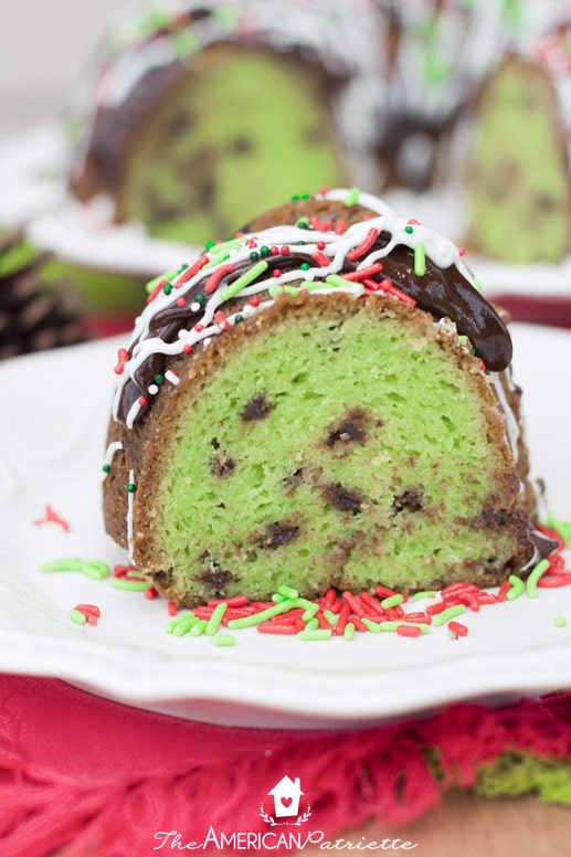 Christmas Chocolate Bundt Cake / Christmas Gumdrop Bundt Cake - Lord ...