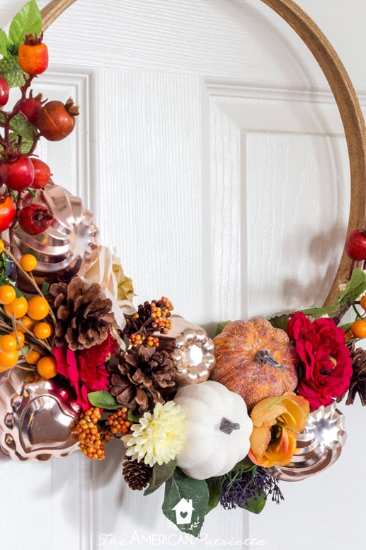 DIY Fall Floral Embroidery Hoop Wreath (perfect for your kitchen!)