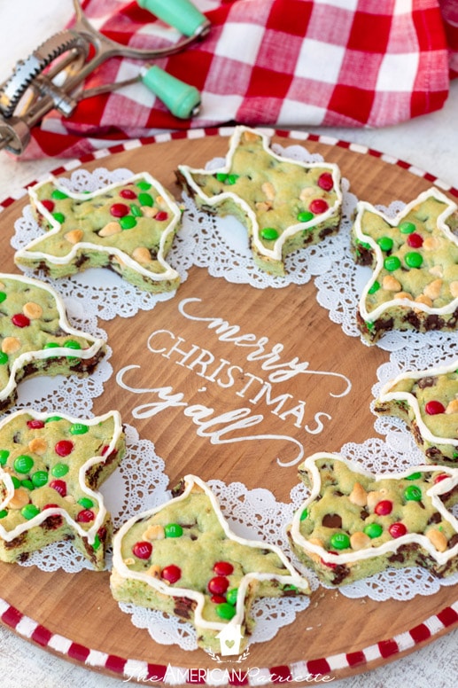 DIY Rustic Farmhouse-Style Christmas Cookie Platter