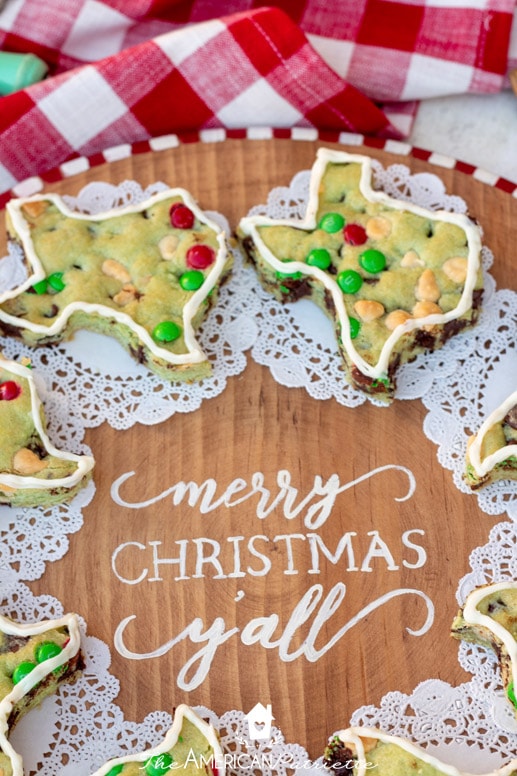 DIY Rustic Farmhouse-Style Christmas Cookie Platter