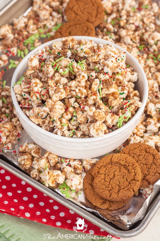 Easy White Chocolate Gingersnap Popcorn