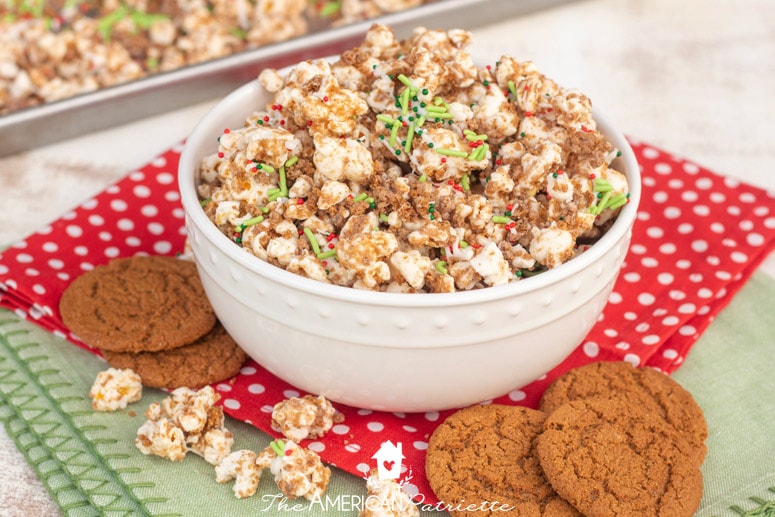 Easy White Chocolate Gingersnap Popcorn