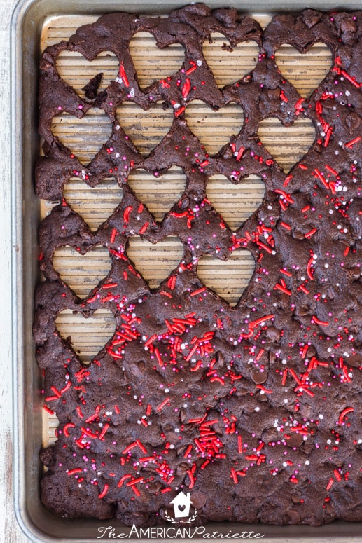 Dark Chocolate Chip & Strawberry Buttercream Valentine Sandwich Cookies