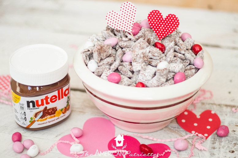 Easy Strawberry Nutella Valentine's Day Puppy Chow Recipe