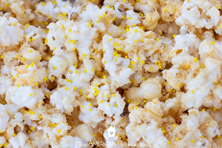 Sweet and Easy White Chocolate Lemon Oreo Popcorn 