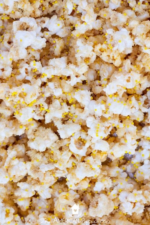 Sweet and Easy White Chocolate Lemon Oreo Popcorn 