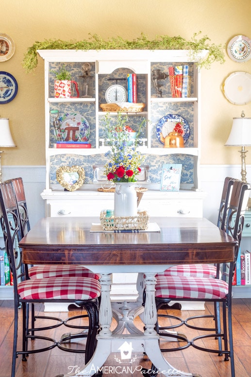 Cottage Farmhouse Style Patriotic Home Decor Ideas