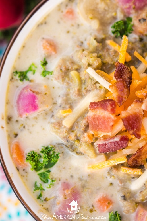 Delicious Low Carb Loaded Baked Potato-Style Soup