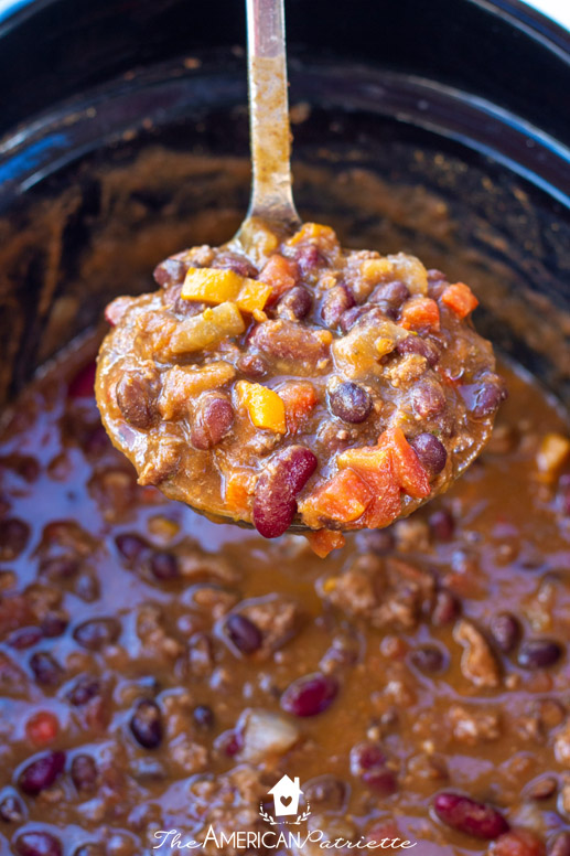 Delicious Slow Cooker Healthy Pumpkin Chili - The American Patriette