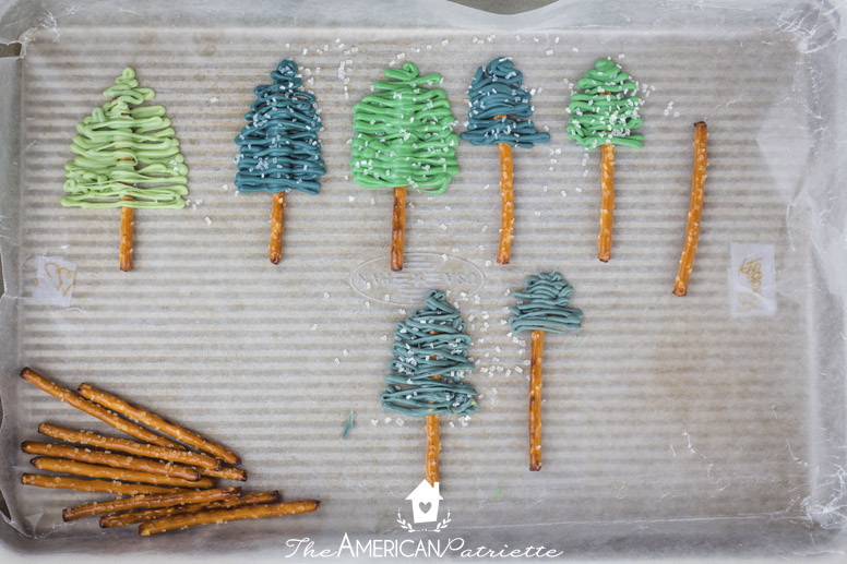 Easy Chocolate Christmas Tree Pretzel Sticks