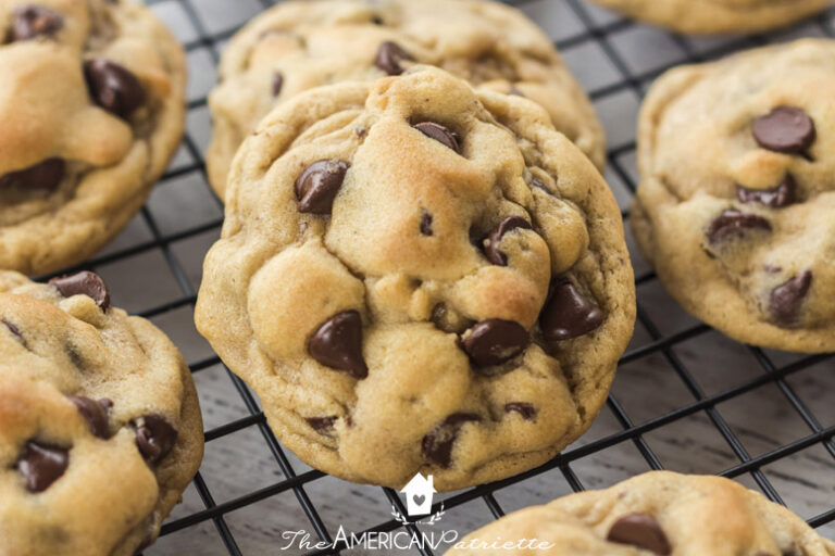 Easy Soft & Chewy Chocolate Chip Cookie Recipe