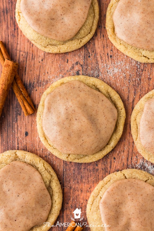AMAZING Chai Sugar Cookies with Spiced Frosting